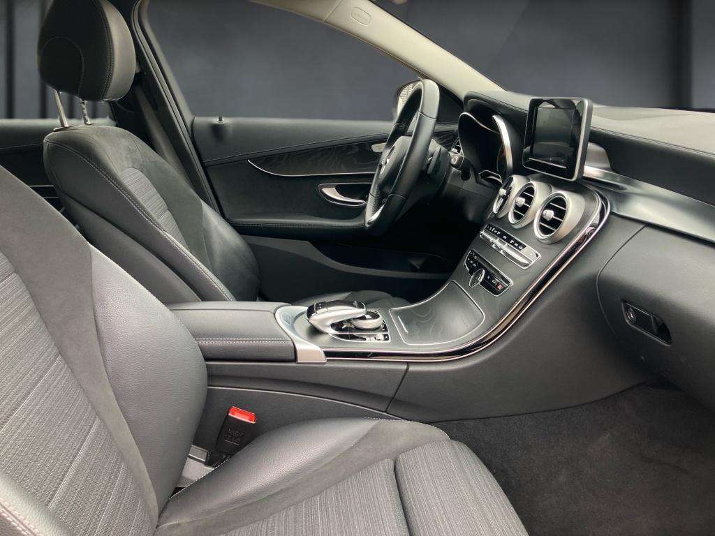 Mercedes-Benz C 180