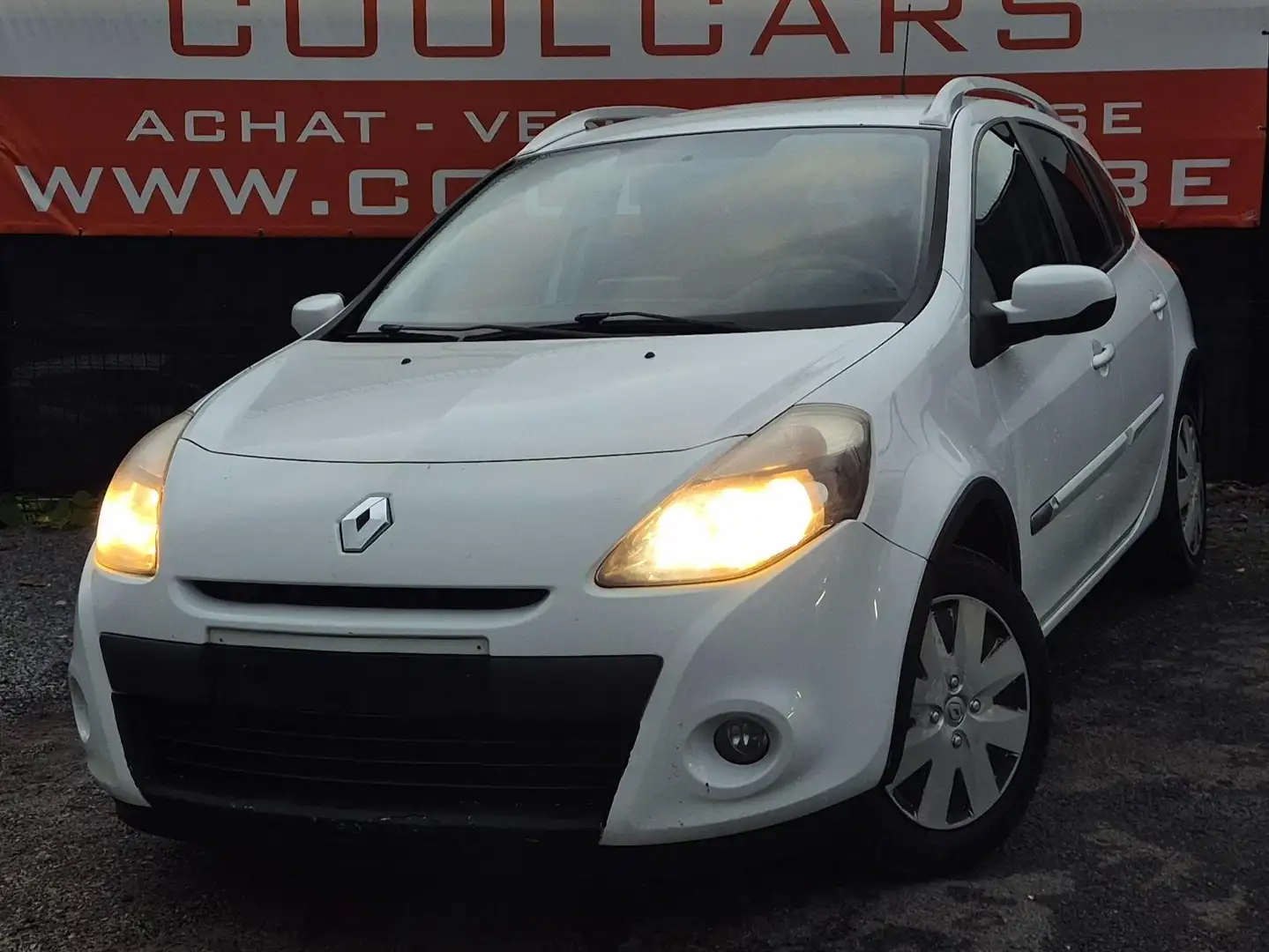 Renault Clio 1.5 dCi TomTom Blanc - 1