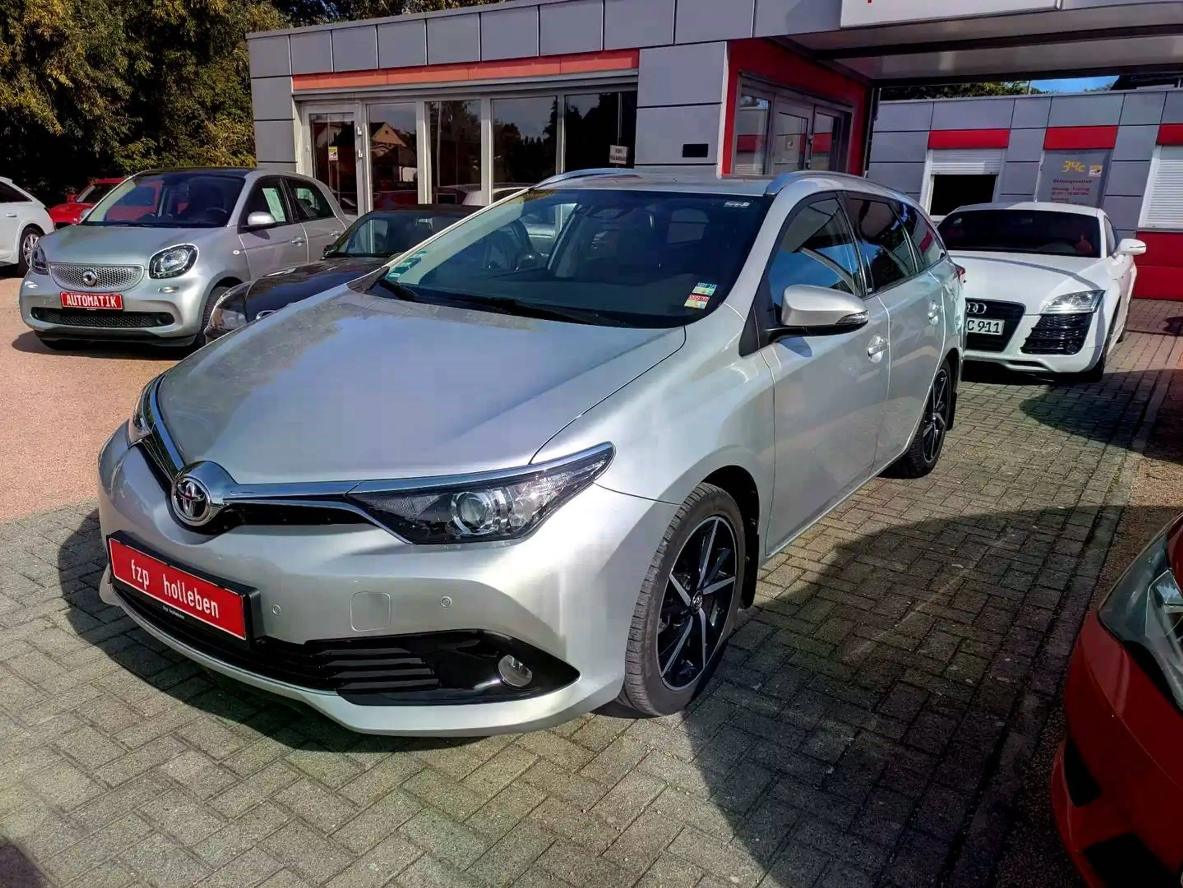 Toyota Auris Edition-S — photo 3