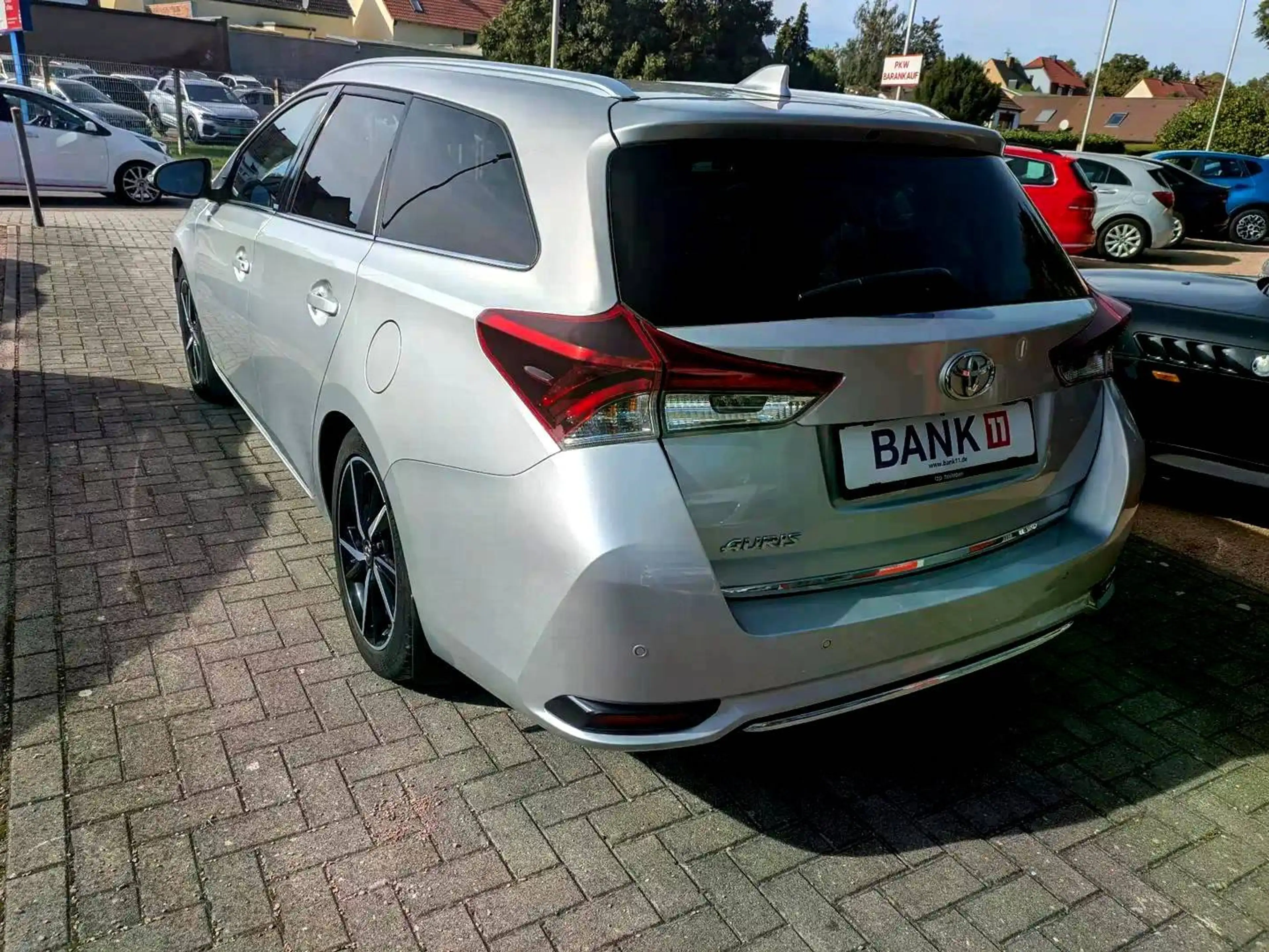 Toyota Auris Edition-S — photo 5
