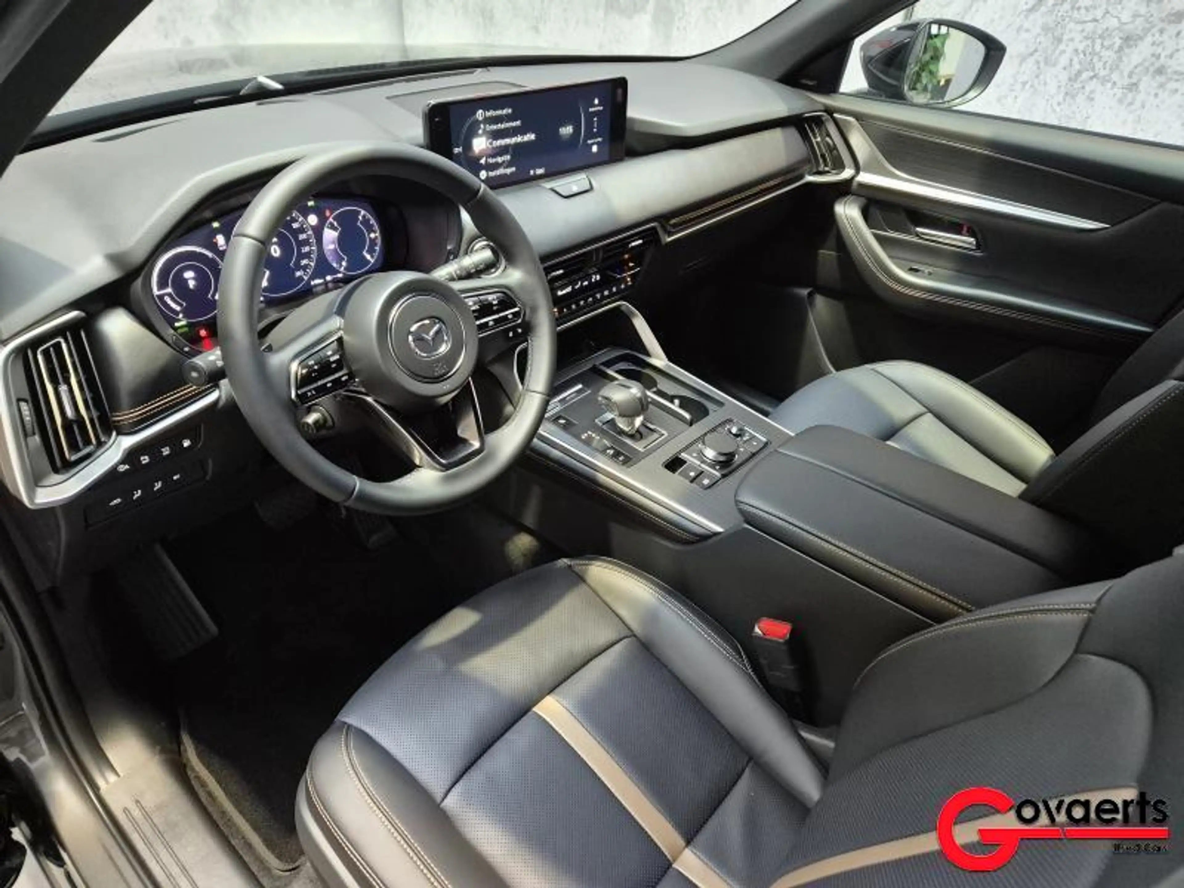 Mazda CX-80 2.5L e-SKYACTIV PHEV 327 pk 4x4 HOMURA PLUS //dagi — photo 11