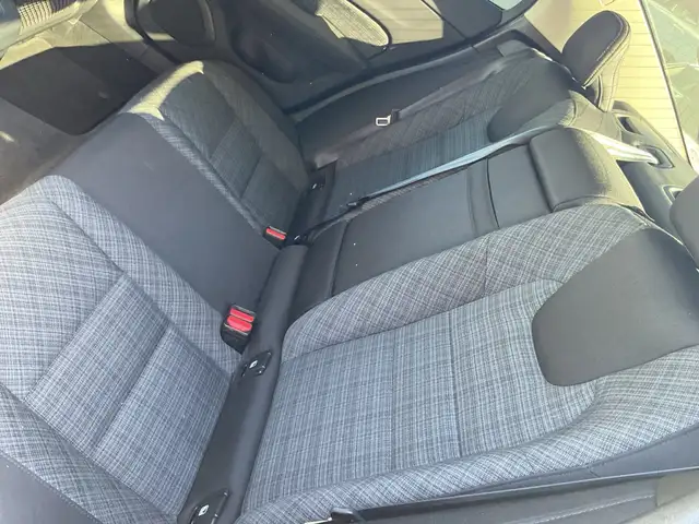 Volvo S60 view 10