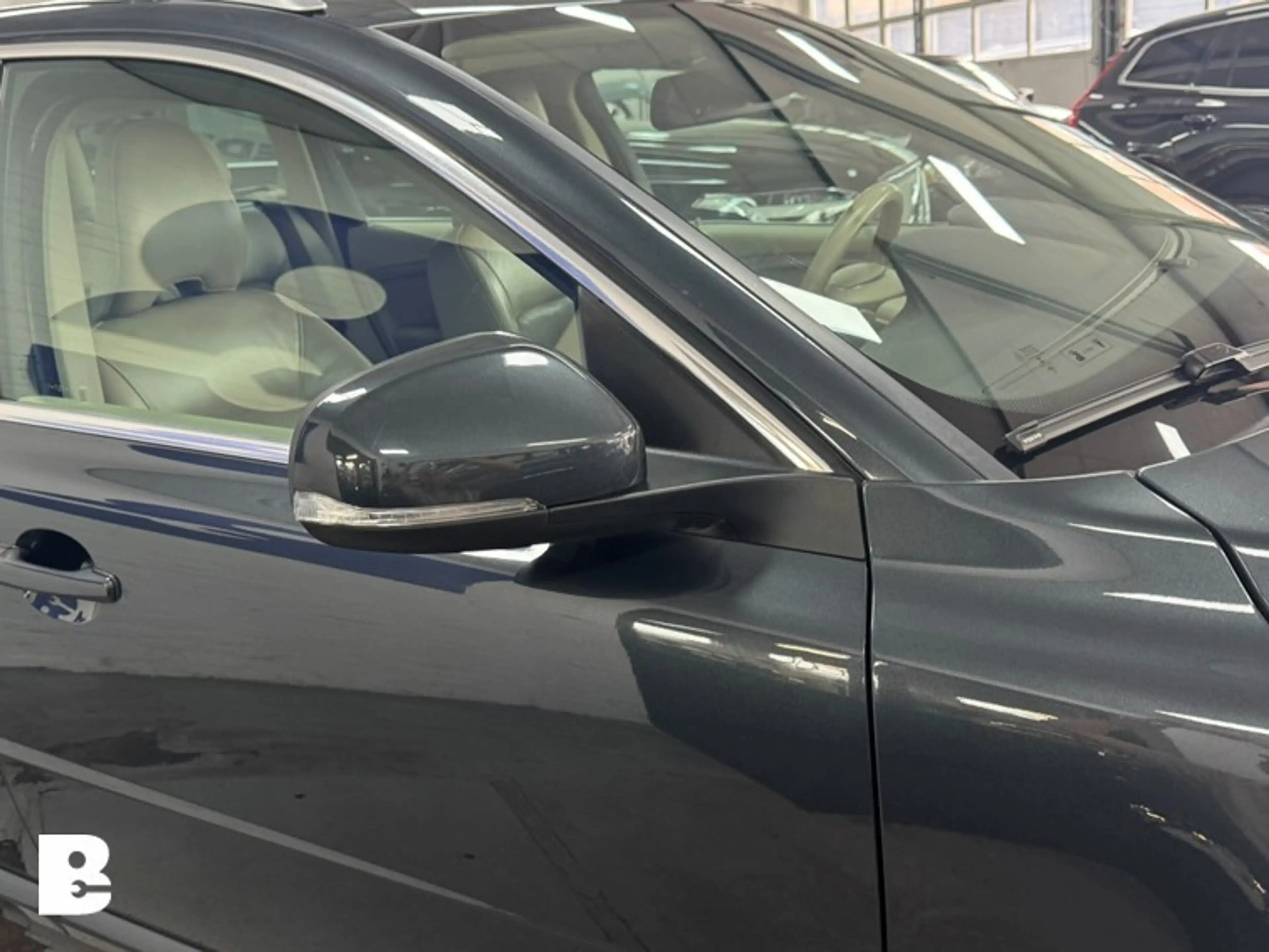 Volvo V70 1.6 T4 Limited Edition — photo 10