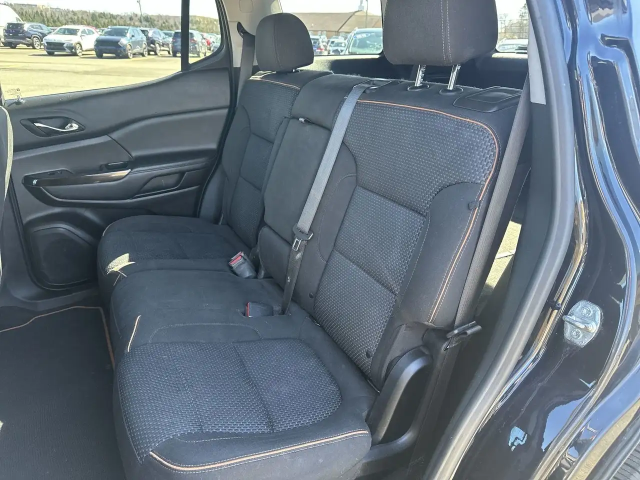 GMC Acadia снимка GMC Acadia