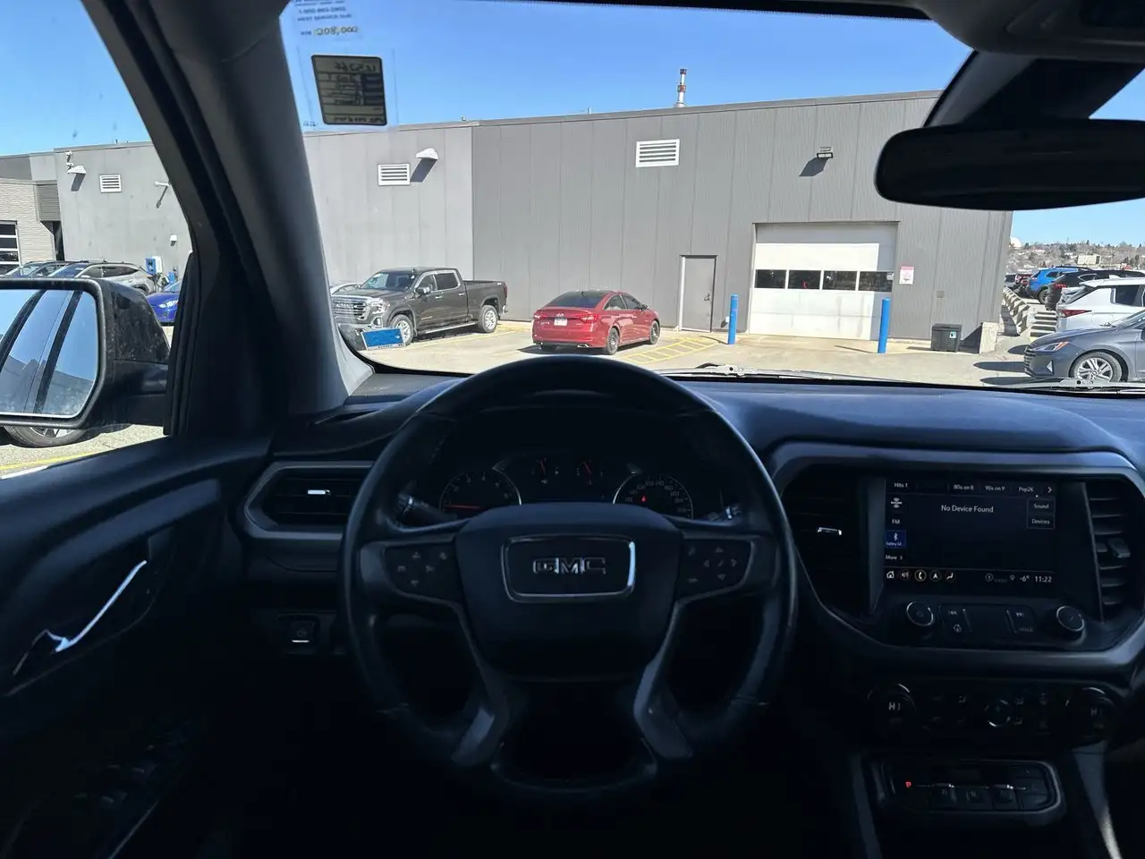 GMC Acadia снимка GMC Acadia