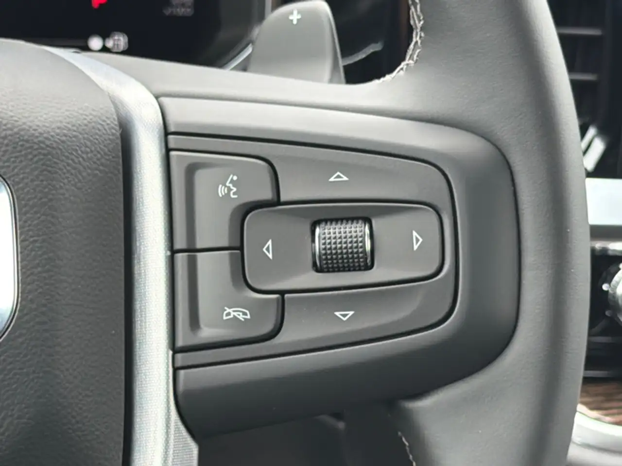GMC Sierra 1500 photo GMC Sierra 1500