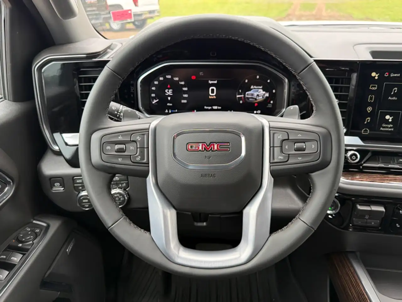 GMC Sierra 1500 photo GMC Sierra 1500