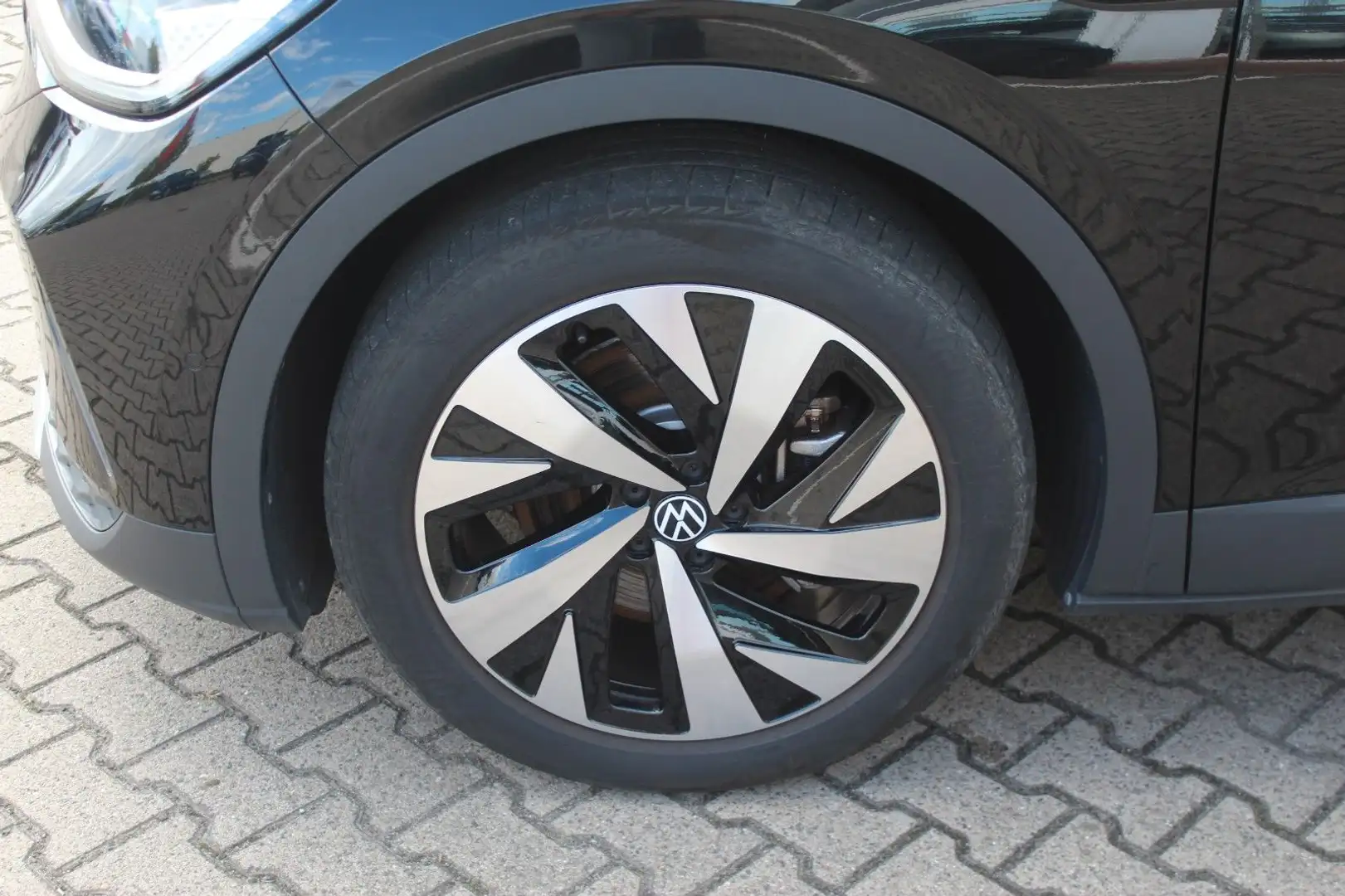 Volkswagen ID.4 Pro HuD el. Sitze Side Assist Schwarz - 2