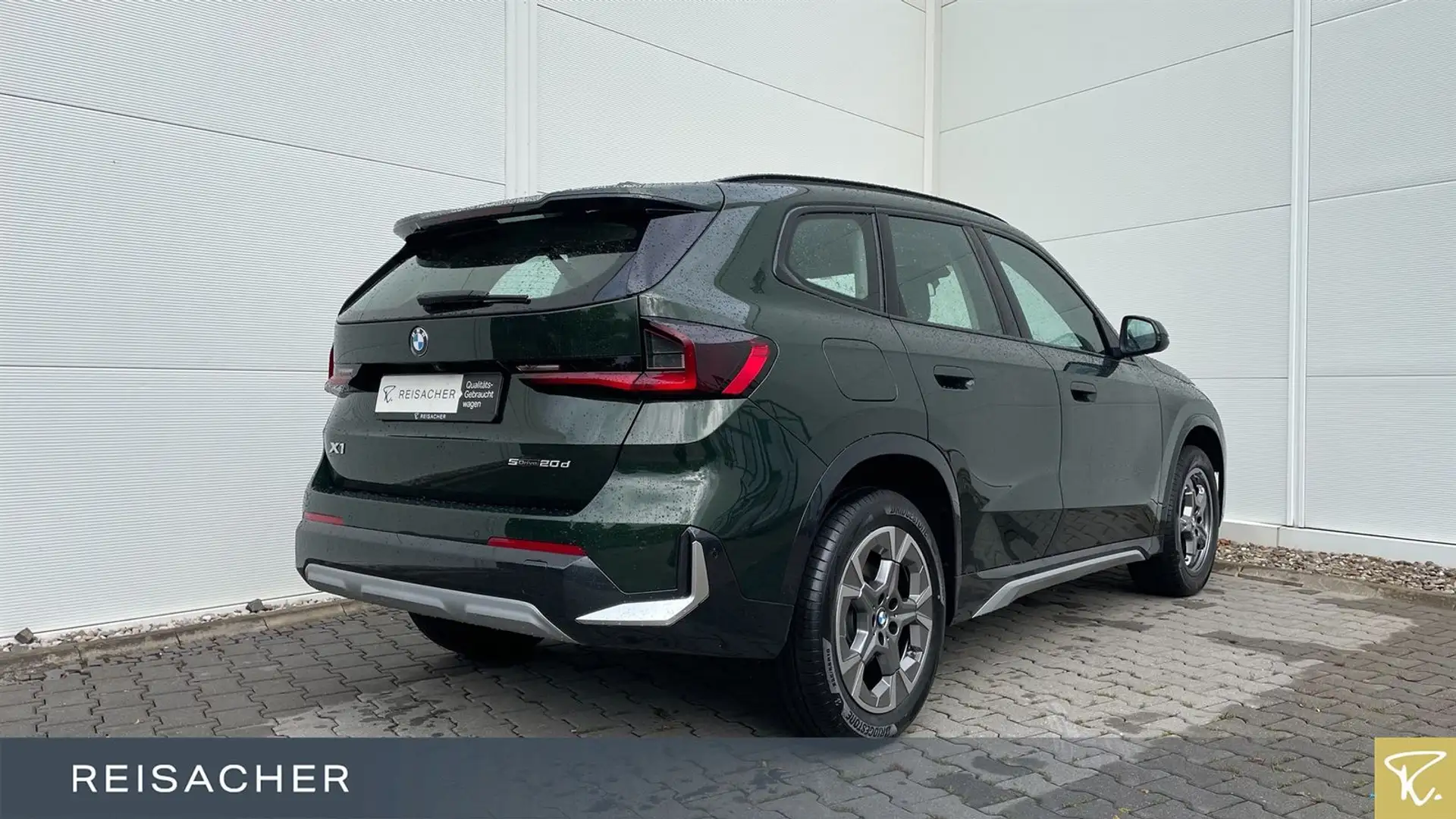 BMW X1 sDrive 20d A xLine,DA+,AHK,RFK,Aktivsitz,LED Schwarz - 2