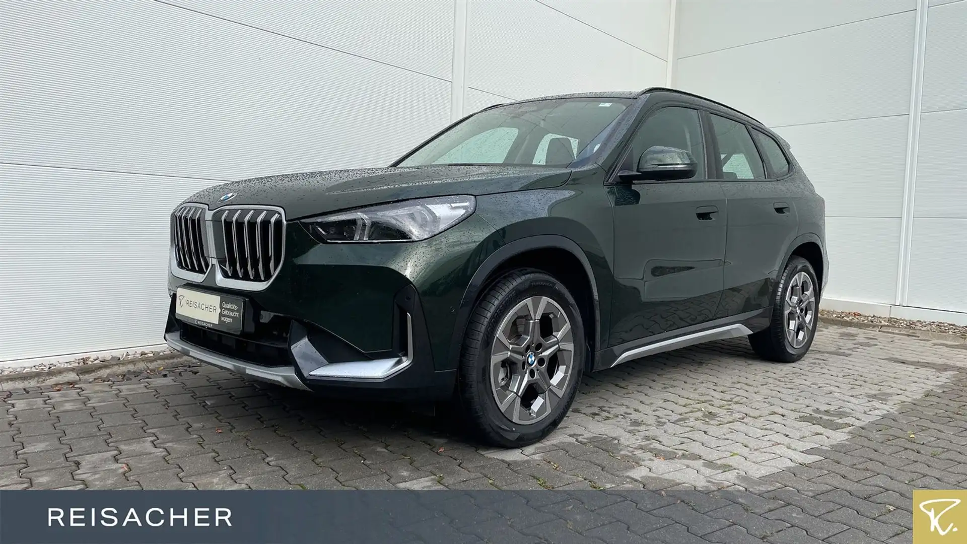 BMW X1 sDrive 20d A xLine,DA+,AHK,RFK,Aktivsitz,LED Schwarz - 1