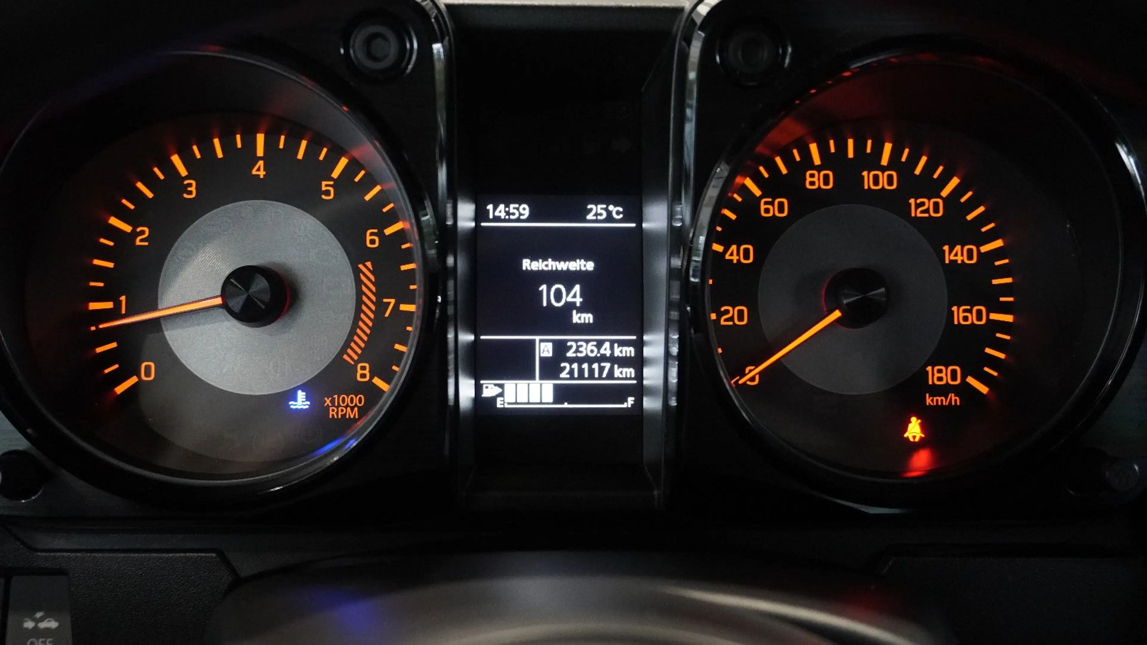 Suzuki Jimny Comfort+ AllGrip NFZ*TEMPOMAT*KLIMA — photo 12
