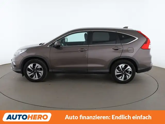 Honda CR-V view 3