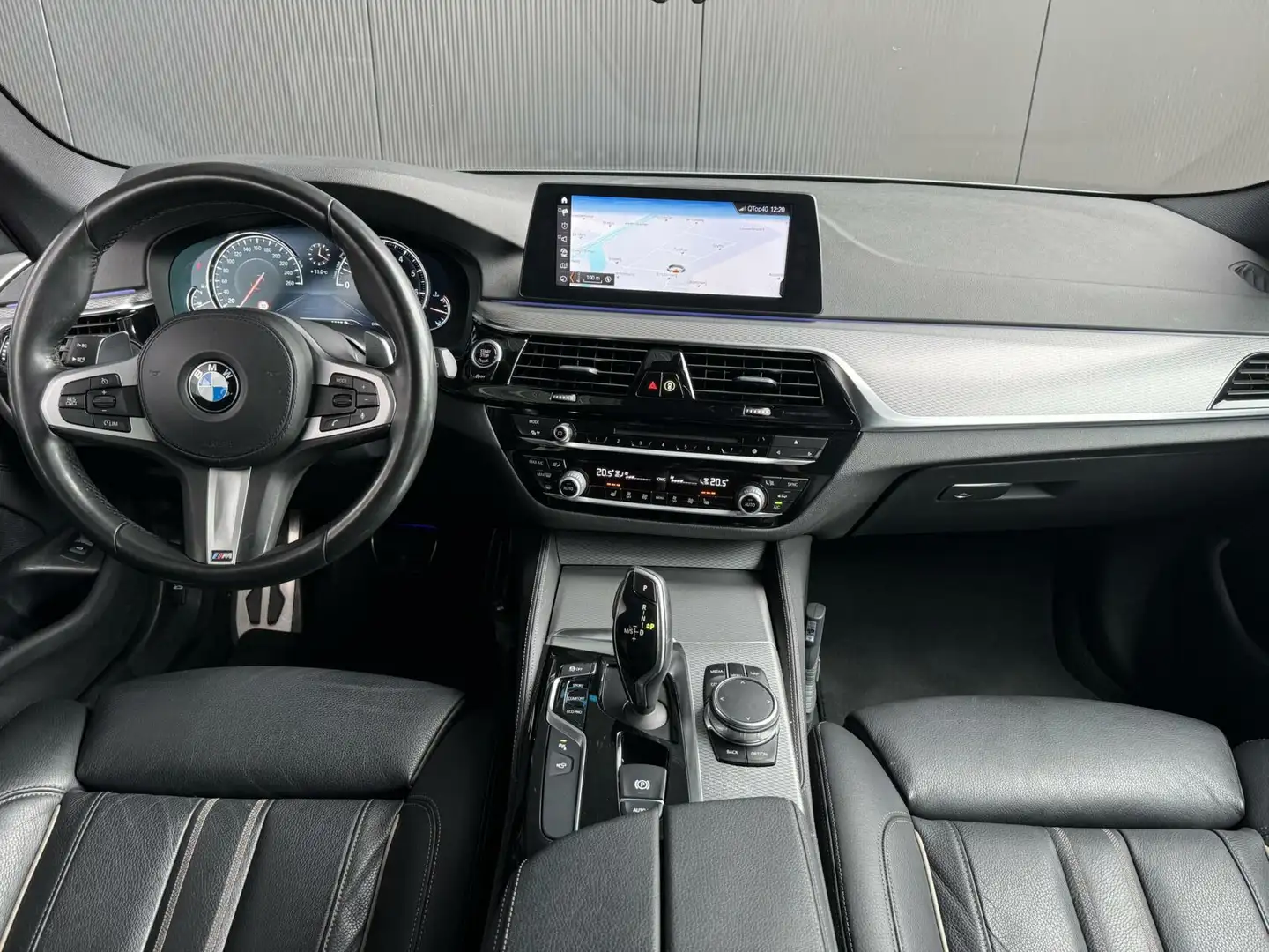 BMW 520 5-serie Touring 520i High Executive M Sport PANO*3 Grijs - 2