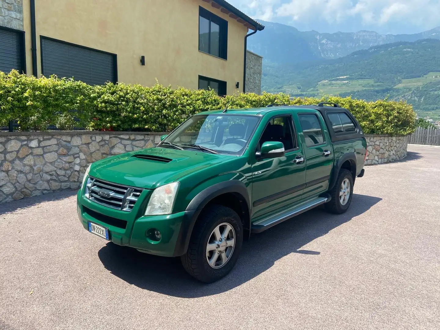 Isuzu D-Max D-Max I 3.0 td cr crew L Super Grün - 1