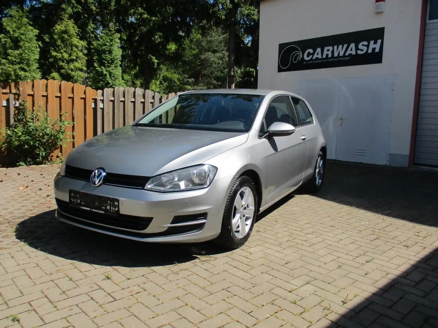 Volkswagen Golf VII Lim. Comfortline BMT / TÜV Neu Silber - 2