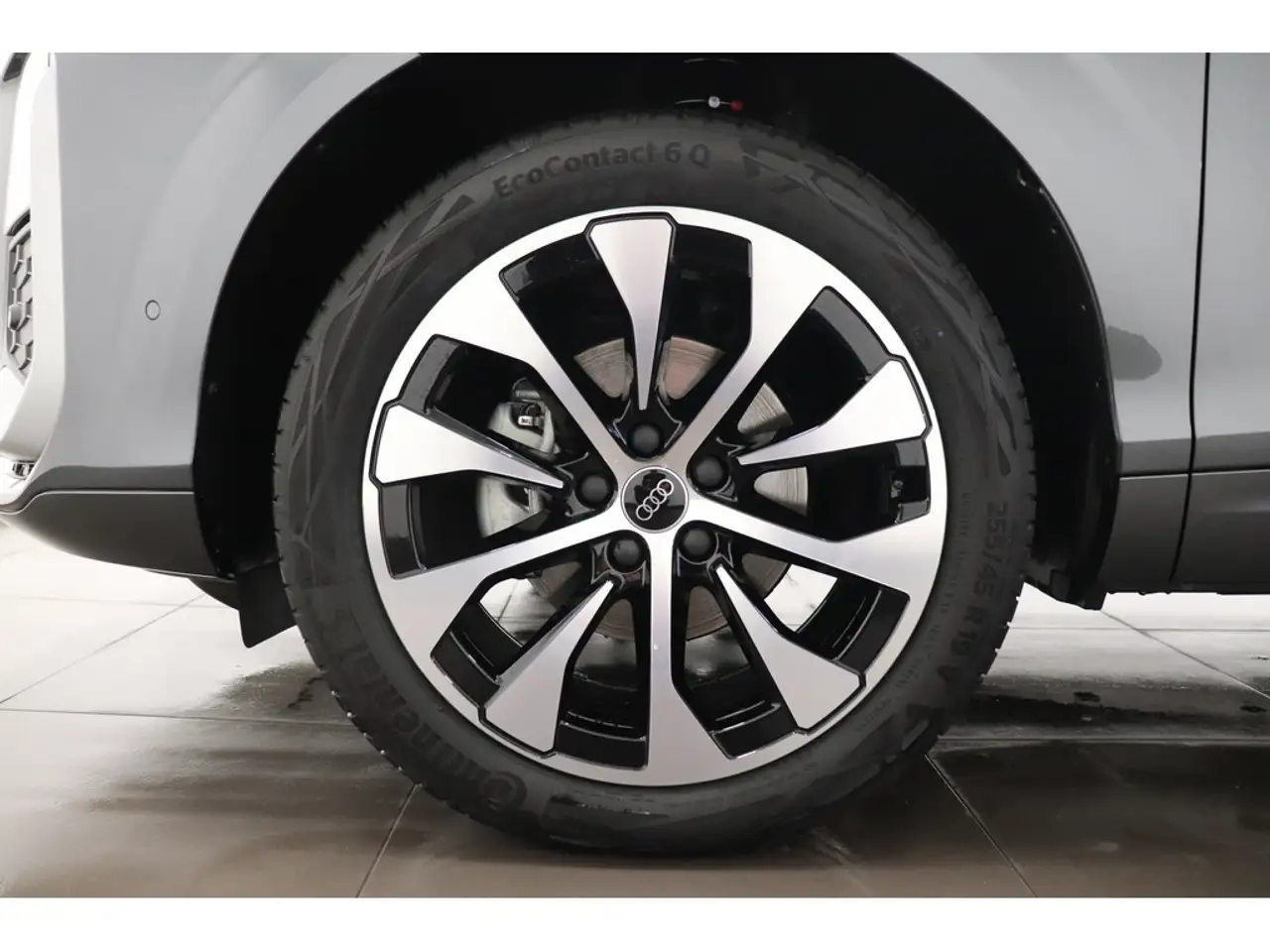 Audi Q3, фото 8
