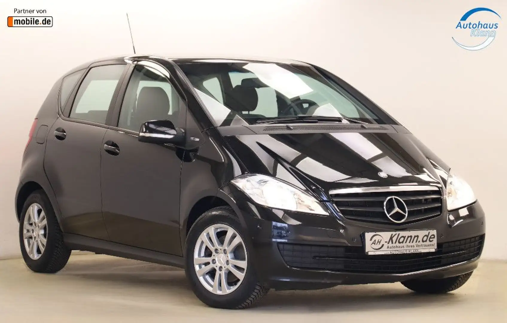 Mercedes-Benz A 160 95PS Classic Klima SHZ PDC TÜVneu 5-Trg Schwarz - 1