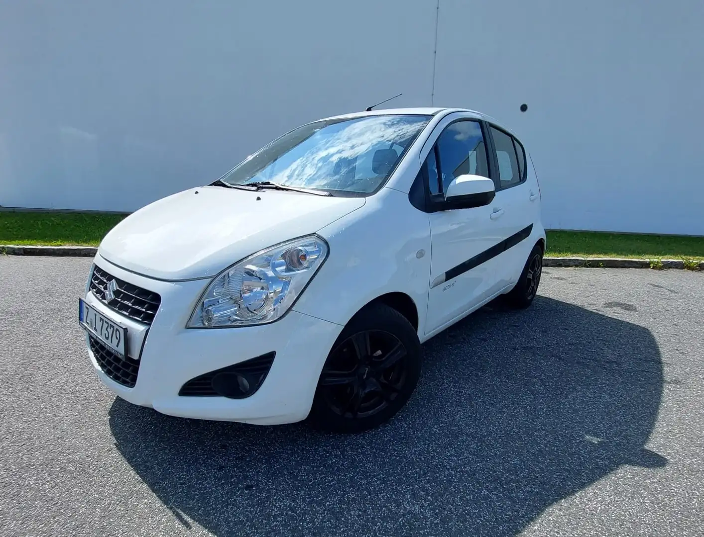 Suzuki Splash Splash 1.2active+ Weiß - 2