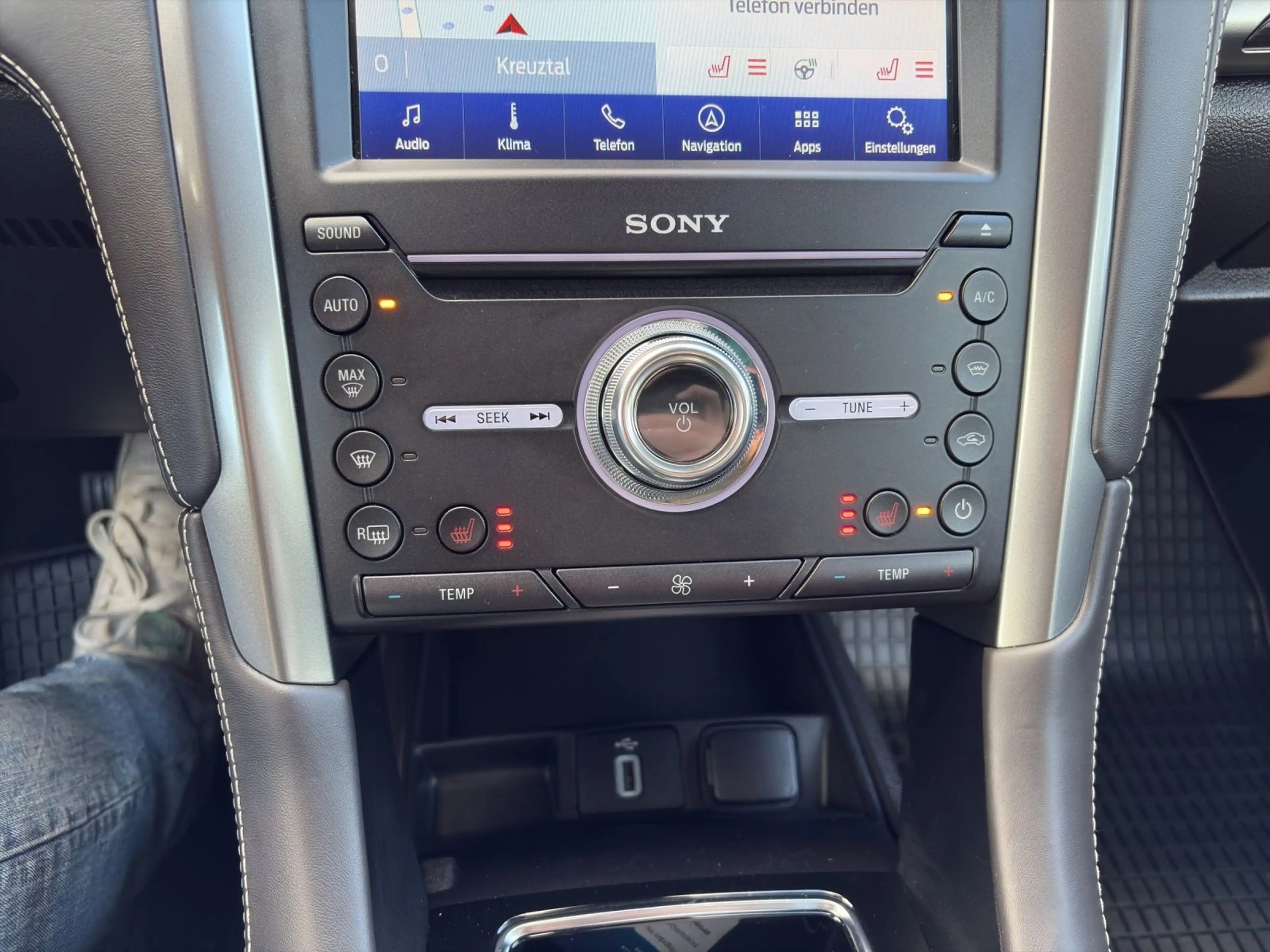 Ford Mondeo Turnier*AHK*Schiebedach*NAVI*SHZ — photo 14