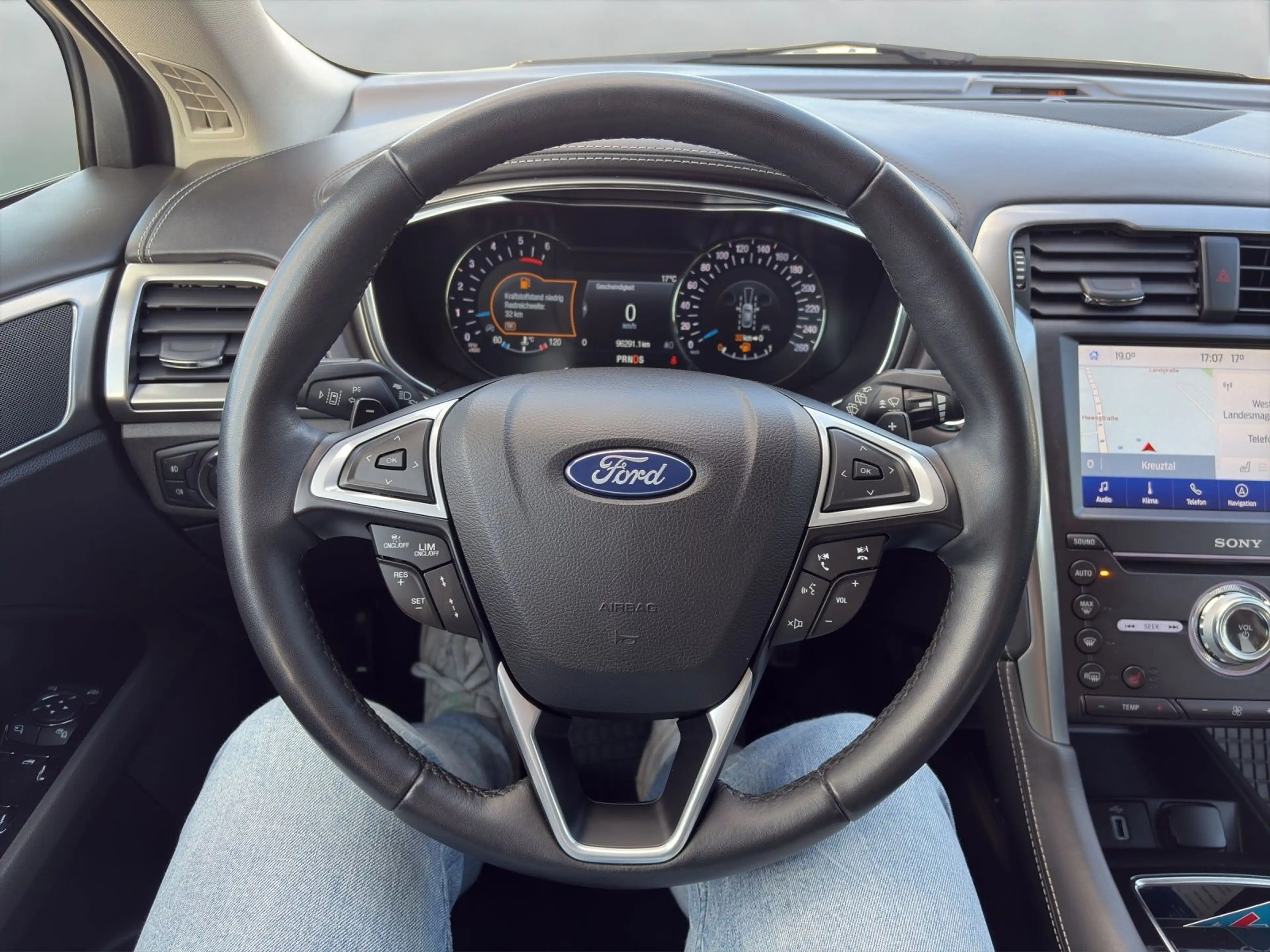Ford Mondeo Turnier*AHK*Schiebedach*NAVI*SHZ — photo 11