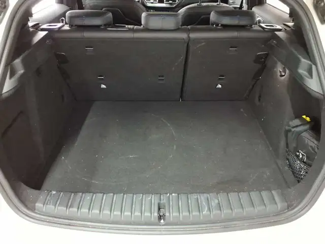 BMW 1 Series view 15