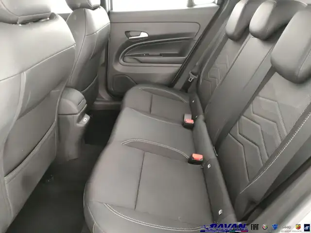 Jeep Avenger view 13