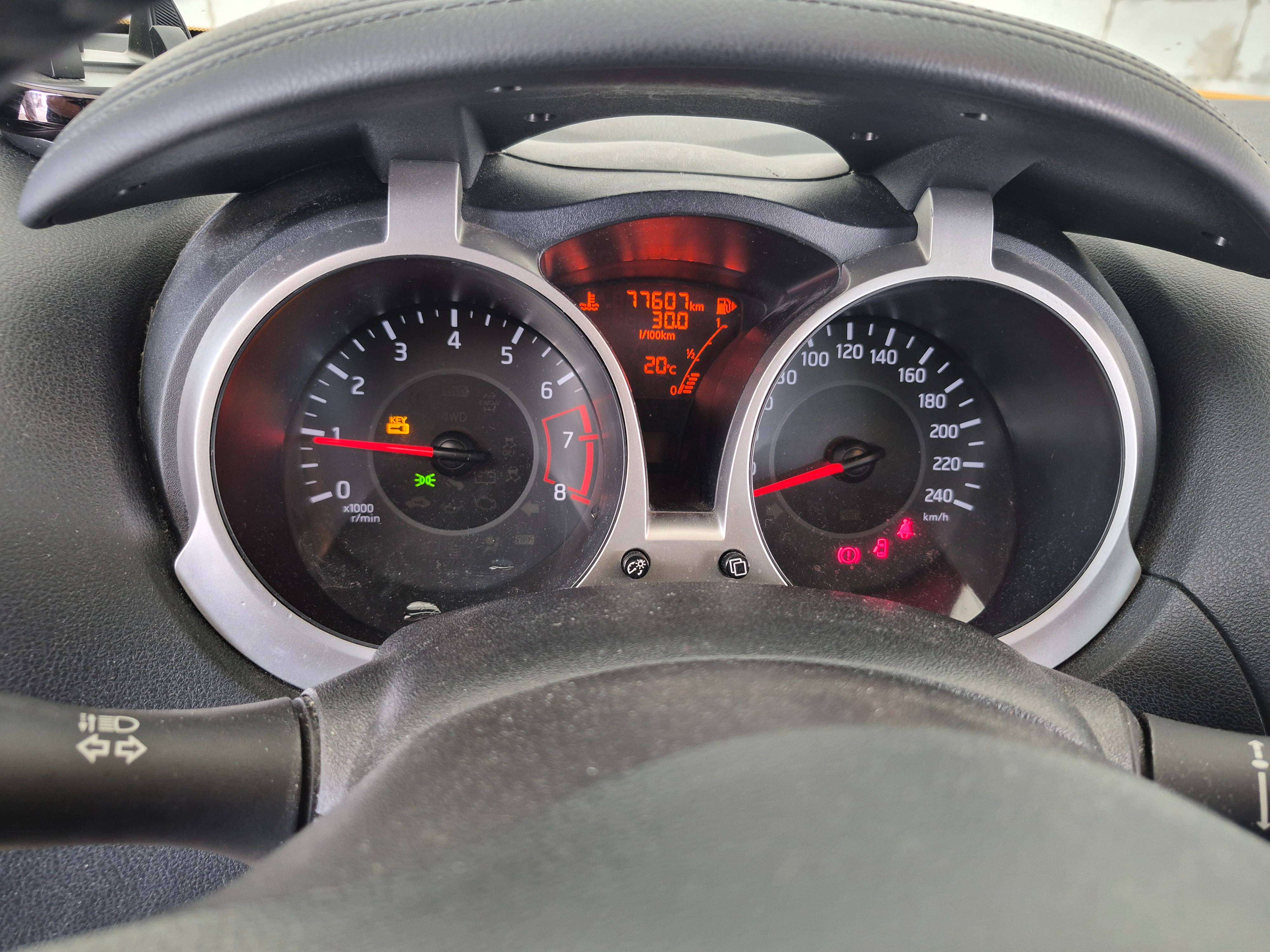 Nissan Juke Juke 1.2 DIG-T N-Connecta 4x2 115 N-Connecta - foto 1