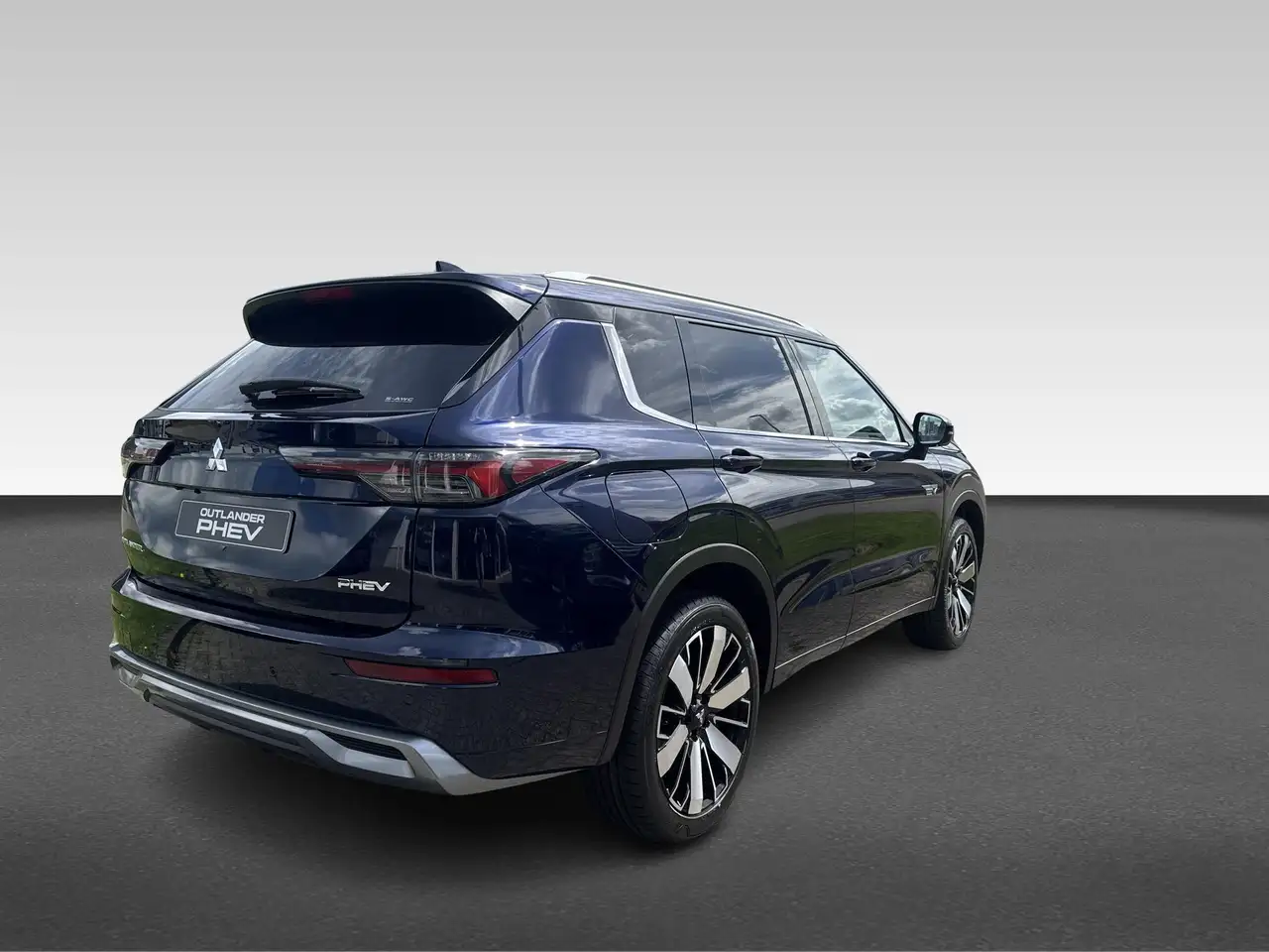 Mitsubishi Outlander 2026 — фото 11
