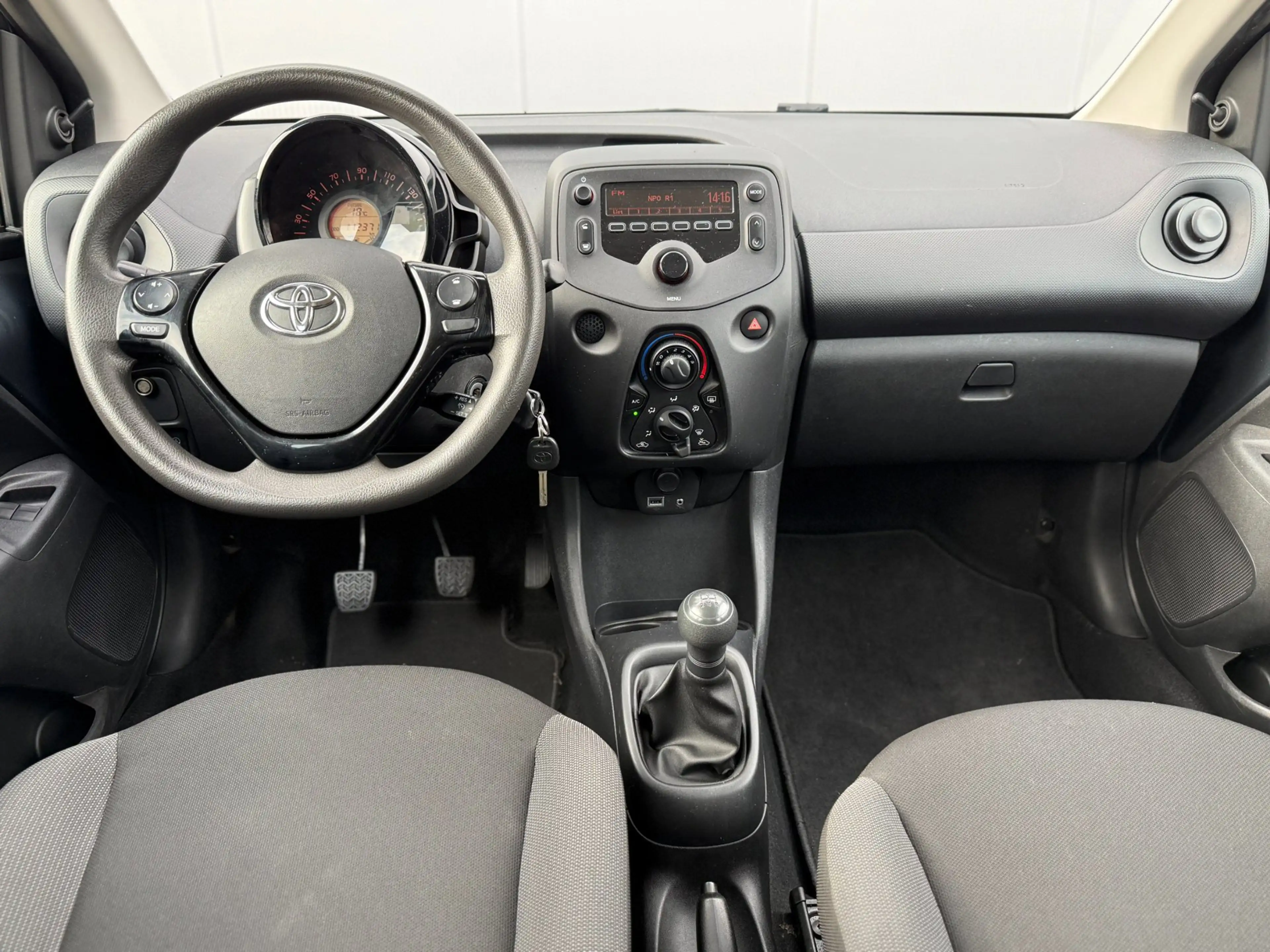 Toyota Aygo 1.0 VVT-i x-fun | Airco | Bluetooth | Radio | Elek — photo 3
