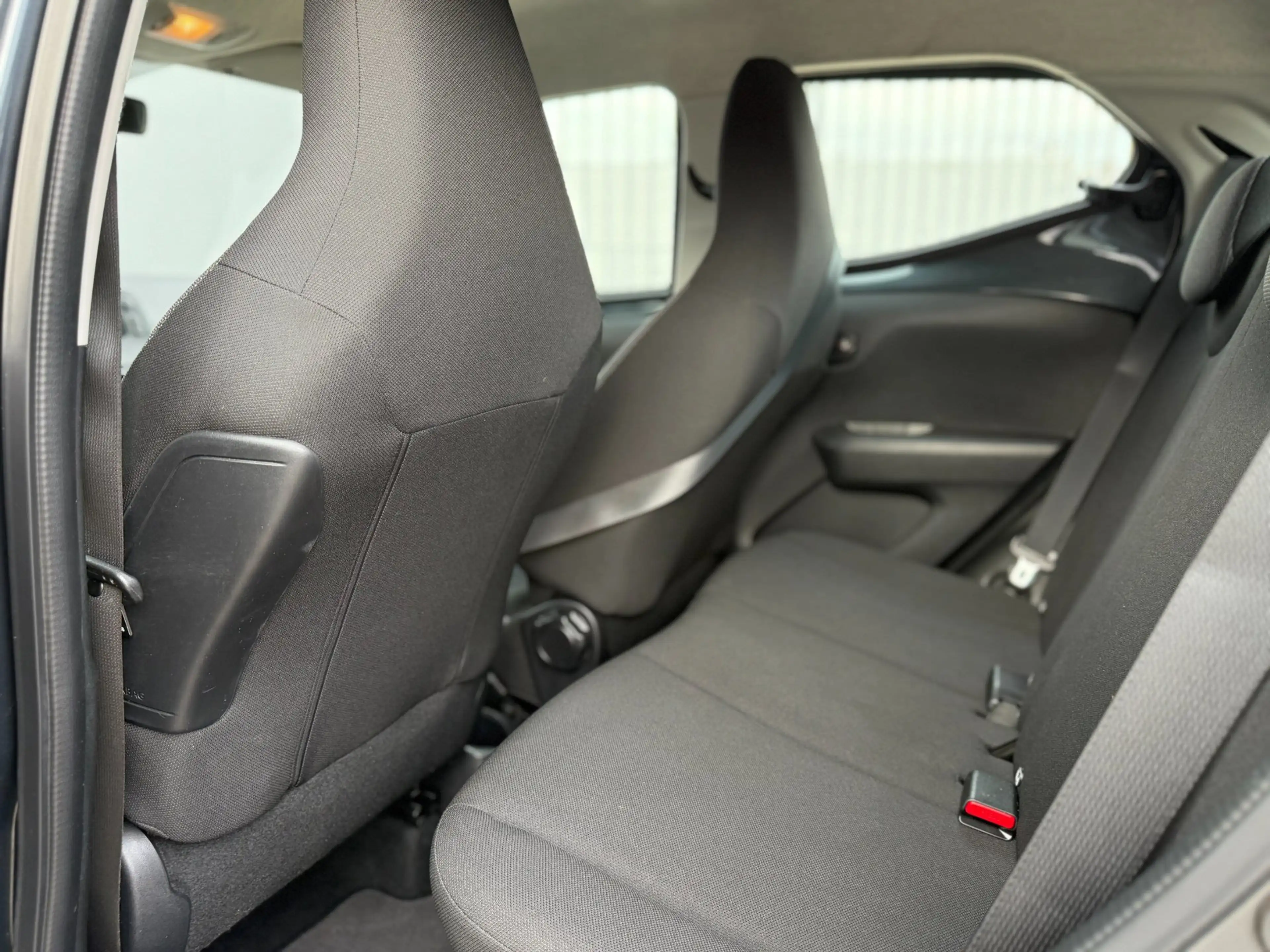 Toyota Aygo 1.0 VVT-i x-fun | Airco | Bluetooth | Radio | Elek — photo 7