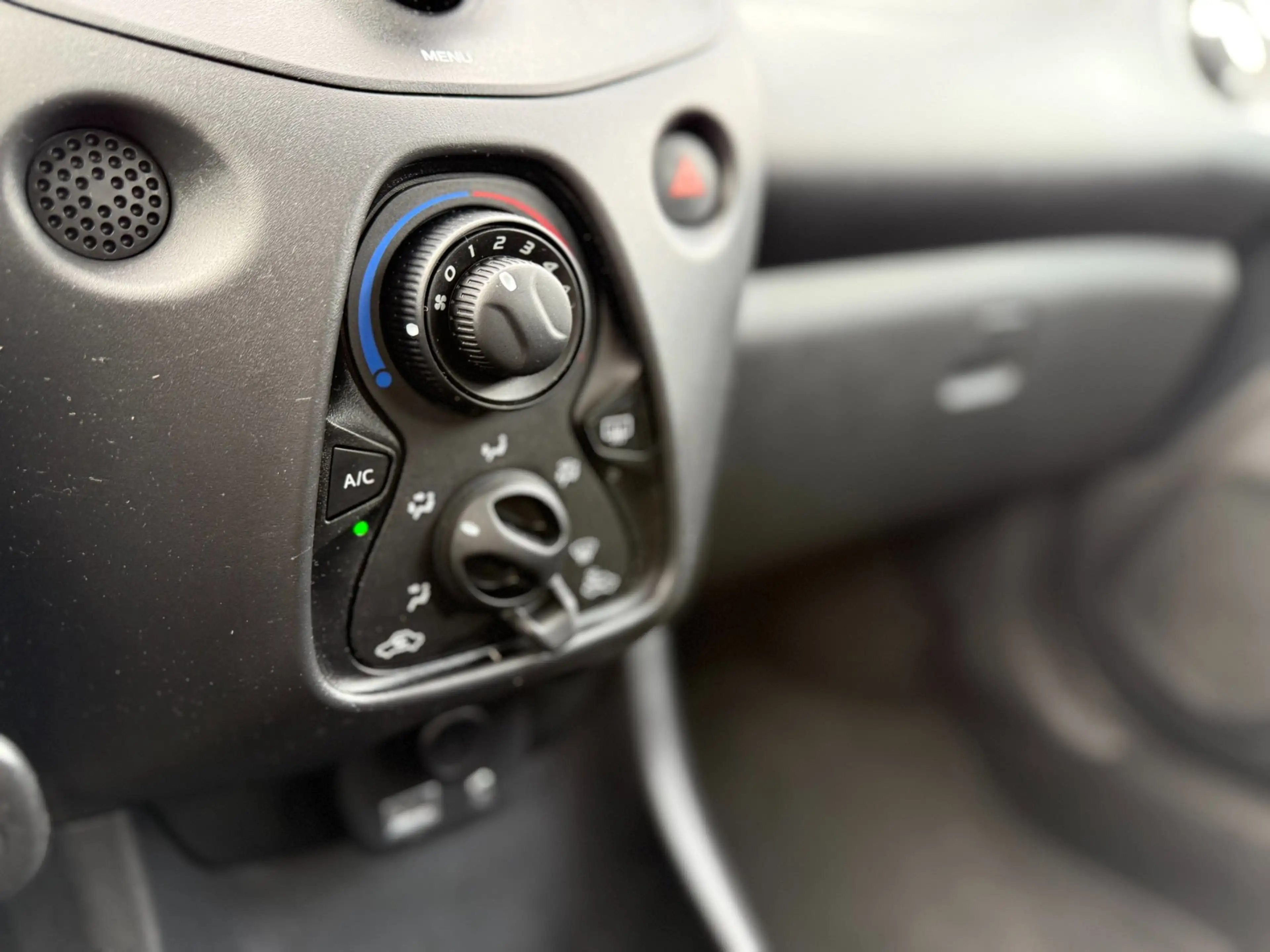 Toyota Aygo 1.0 VVT-i x-fun | Airco | Bluetooth | Radio | Elek — photo 10