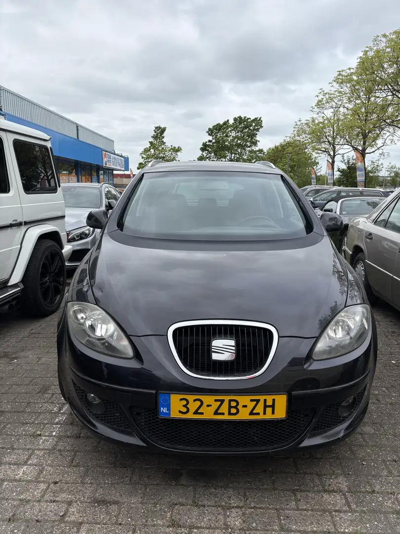 SEAT Altea XL 1.6 Stylance Чорний - 1