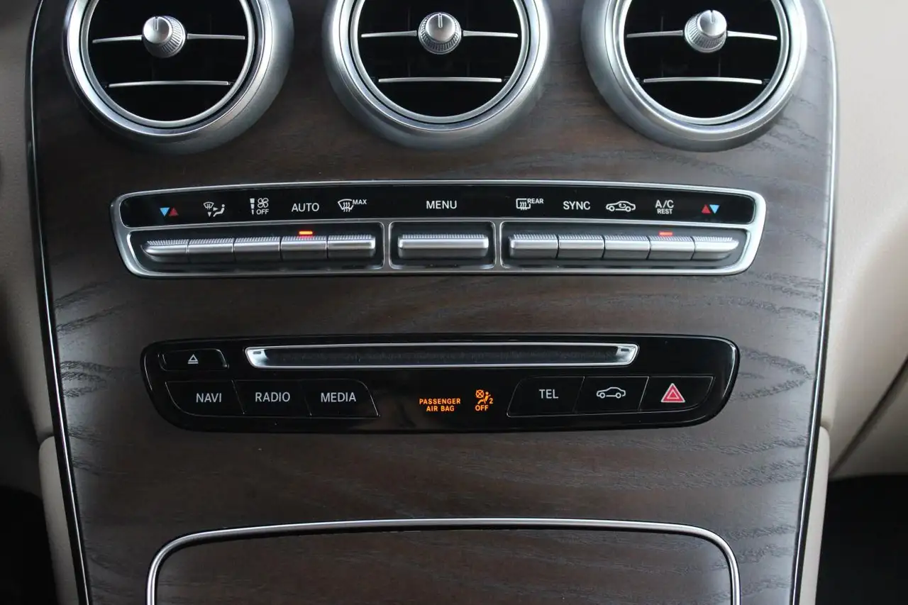 Mercedes-Benz GLC fotografie Mercedes-Benz GLC