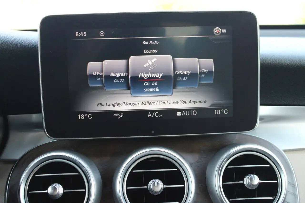 Mercedes-Benz GLC fotografie Mercedes-Benz GLC