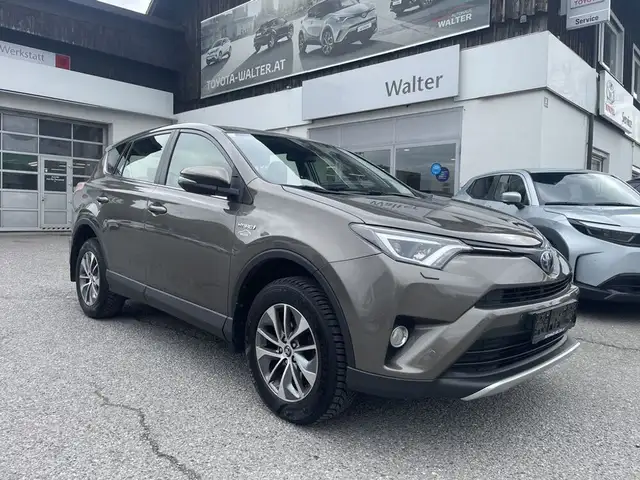 Toyota RAV 4 2,5 Hybrid Active 4WD Aut.