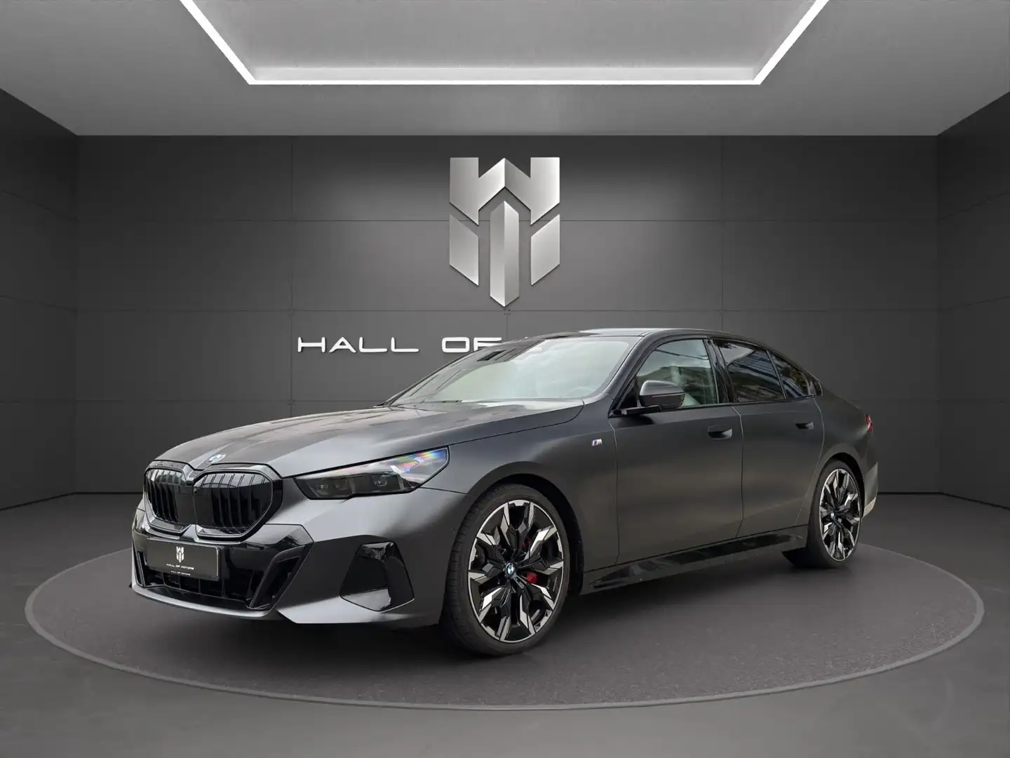 BMW 540 d xDrive| M SportPro| ACC| AHK| B&W| 21"| Pan Grau - 1