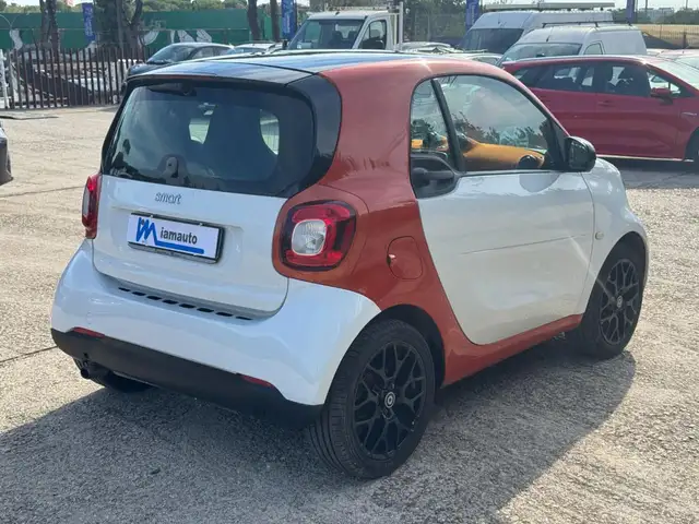 Smart Fortwo view 3