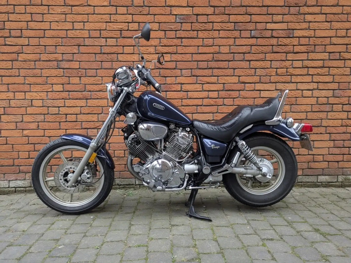 Yamaha XV 750 VIRAGO Blau - 2