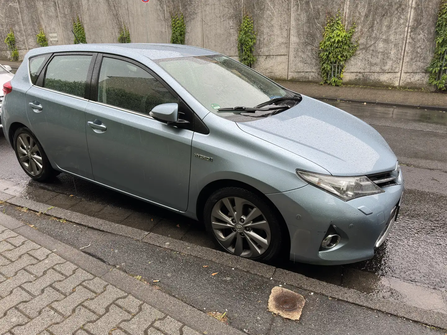 Toyota Auris 1.8 Hybrid Executive - 2