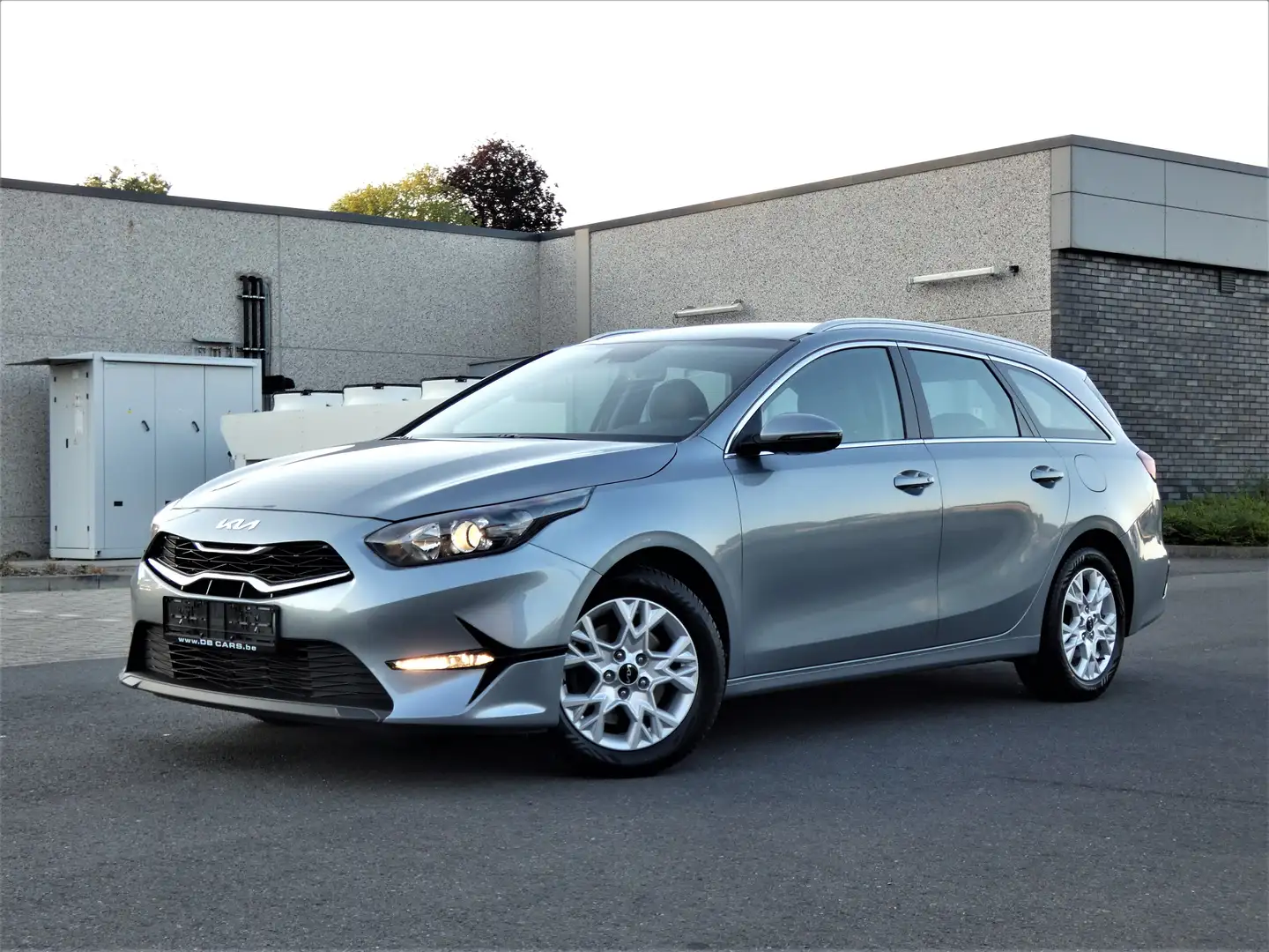 Kia Ceed SW / cee'd SW 1.0 T-GDi 120pk Pulse ISG  5 Jaar waarborg ! Gris - 2