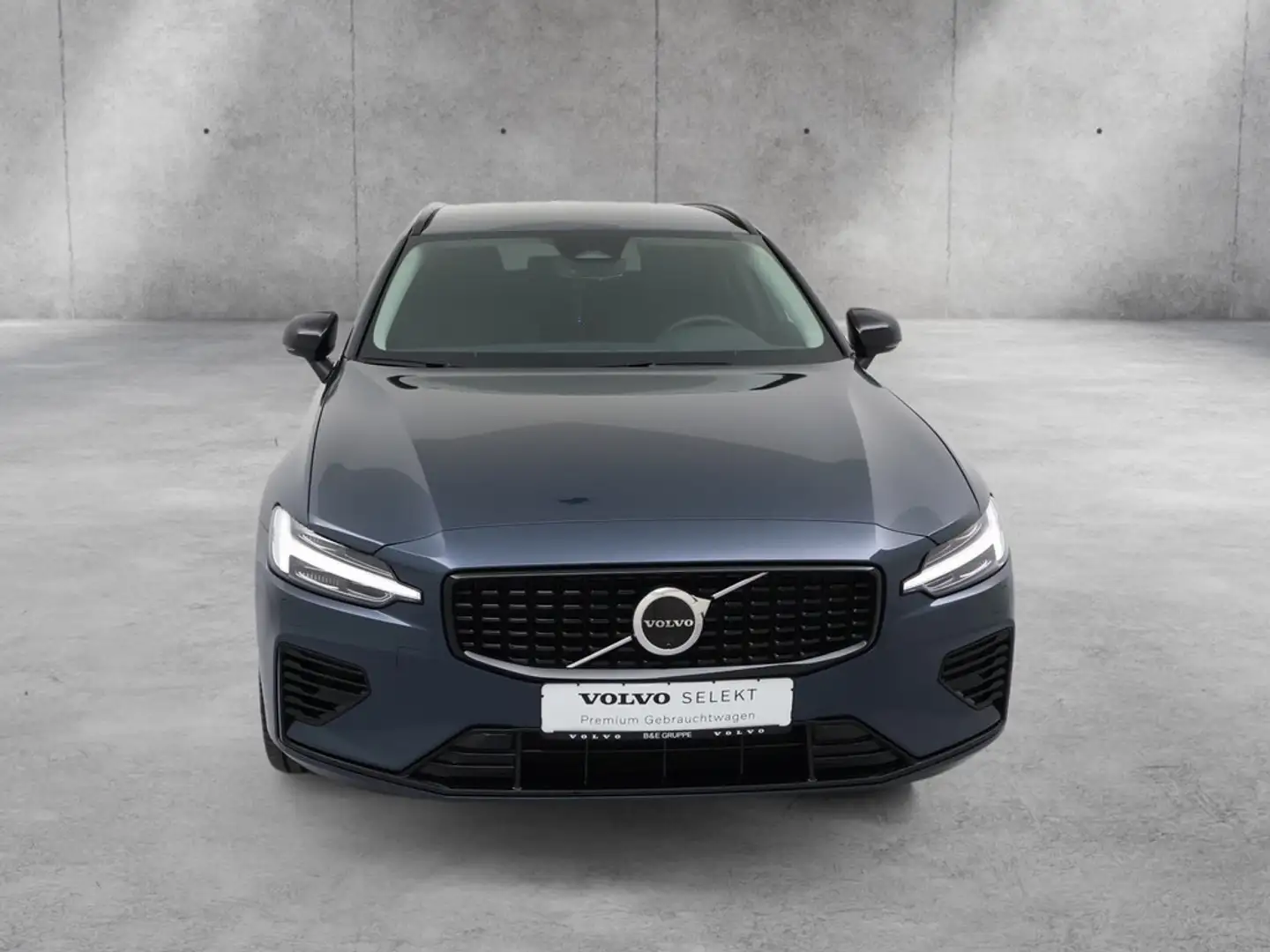 Volvo V60 T6 Dark Recharge Plug-In Hybrid AWD Blau - 2