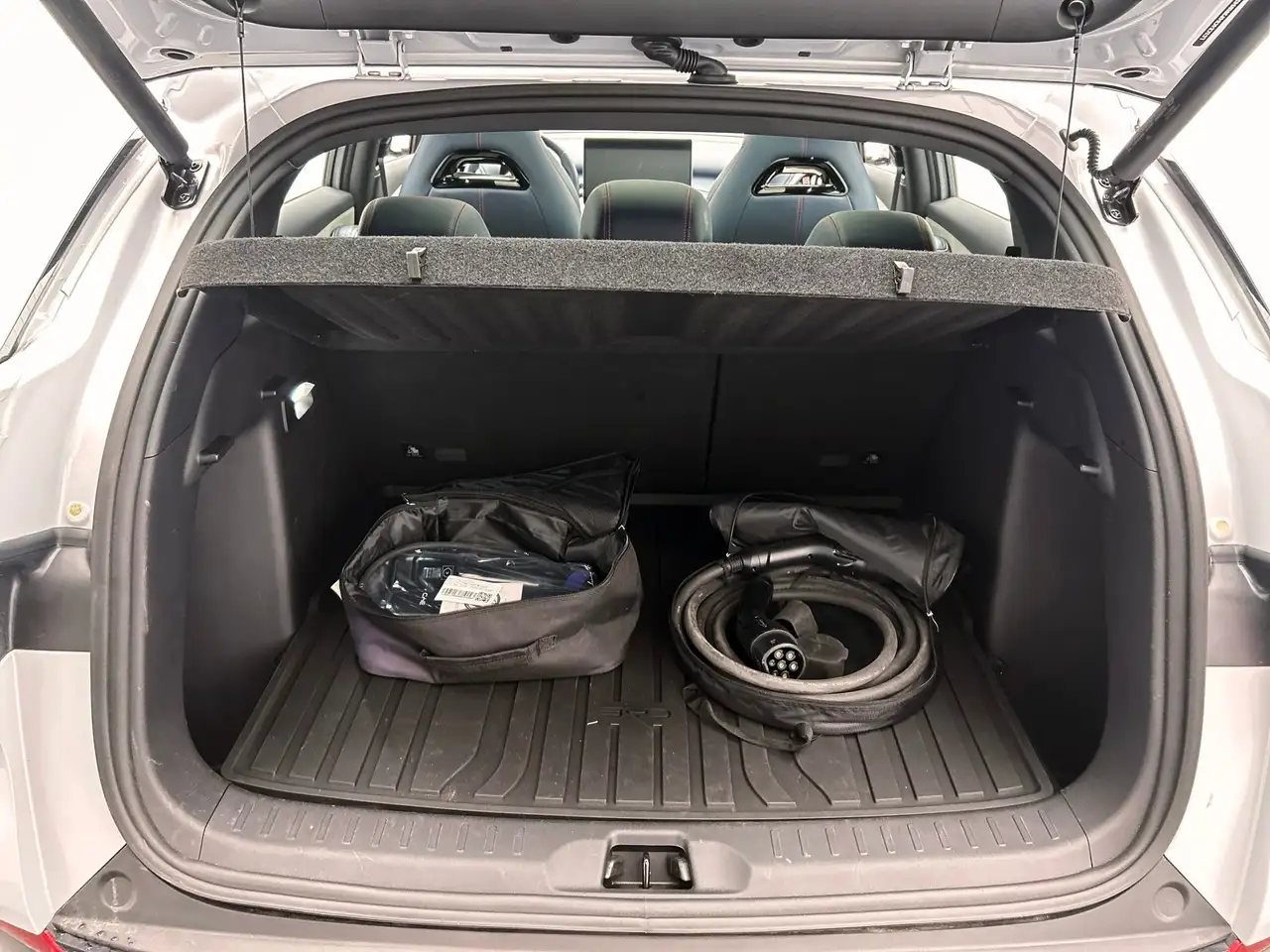 BYD Atto 3 Design 60 kWh *55 STUKS* 204 PK Pano/dak Ad, миниатюра 19