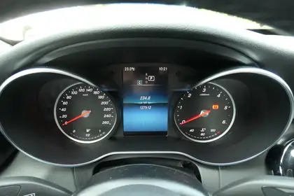 Annonce voiture d'occasion Mercedes-Benz C 200 - CARADIZE
