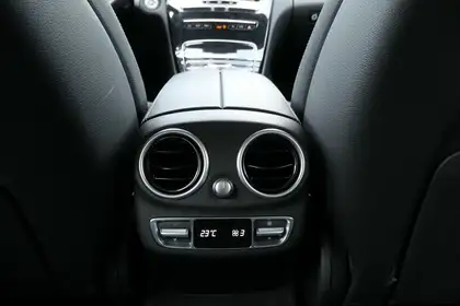 Annonce voiture d'occasion Mercedes-Benz C 200 - CARADIZE