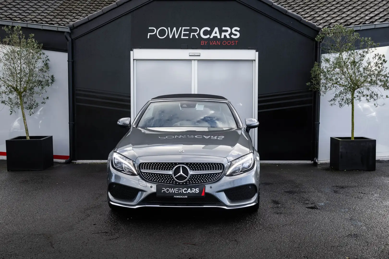Mercedes-Benz C 200 Cabrio | AMG Line | Automaat | Airscarf | LED | Gris - 2