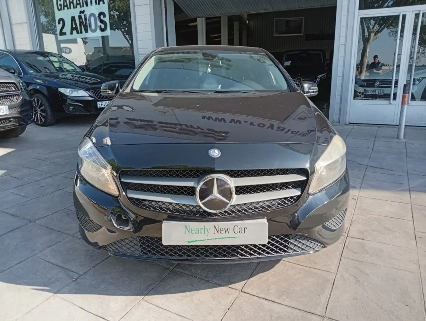 Mercedes-Benz A 180 180CDI BE Urban Czarny - 2