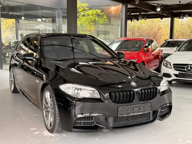 BMW 550 d xDrive Touring Sport-Pano-Hud-