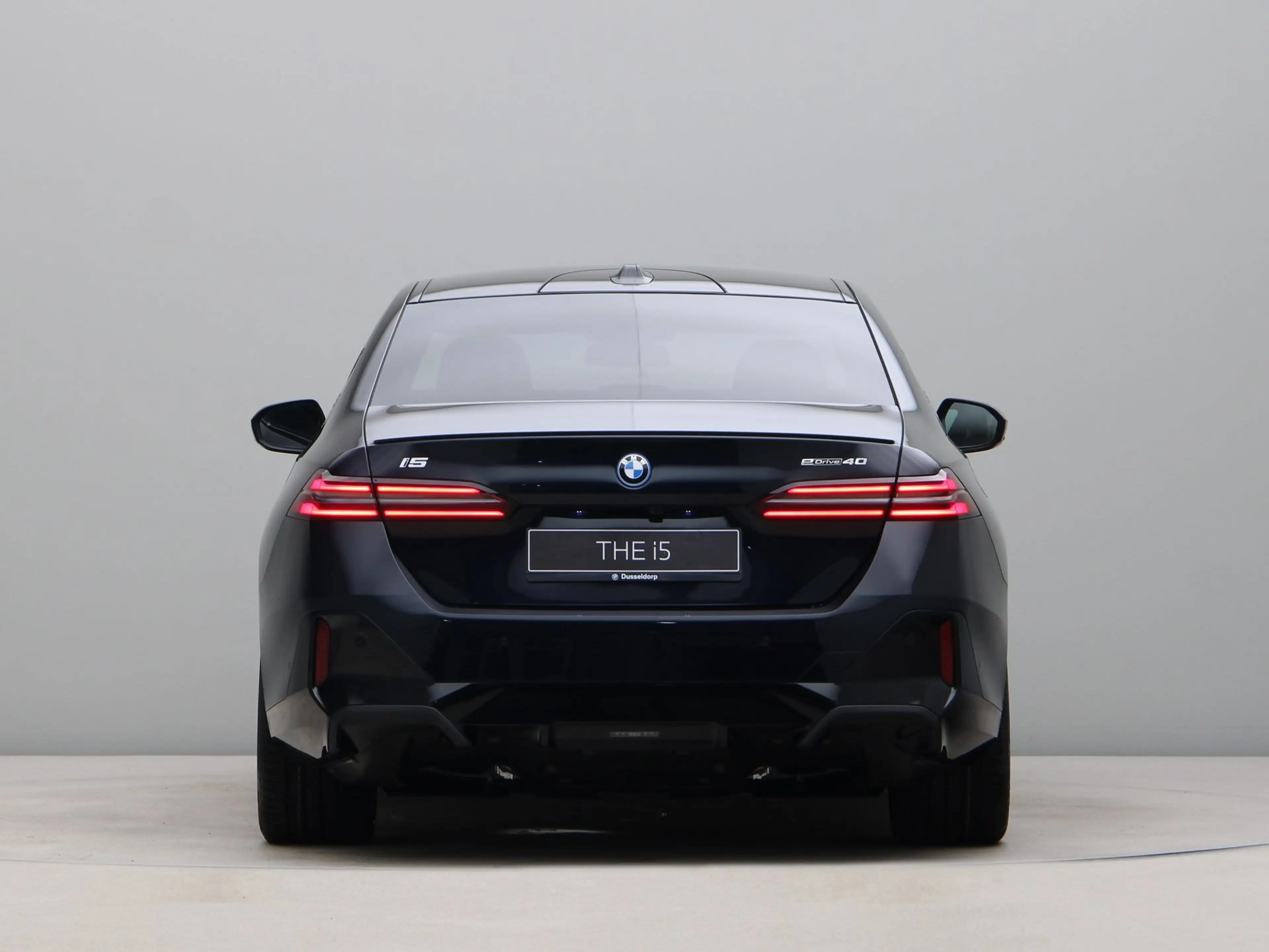 BMW i5 eDrive40 M Sport Edition 84 kWh — photo 9