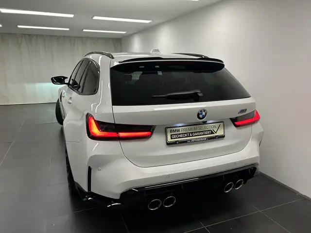 BMW M3 view 11