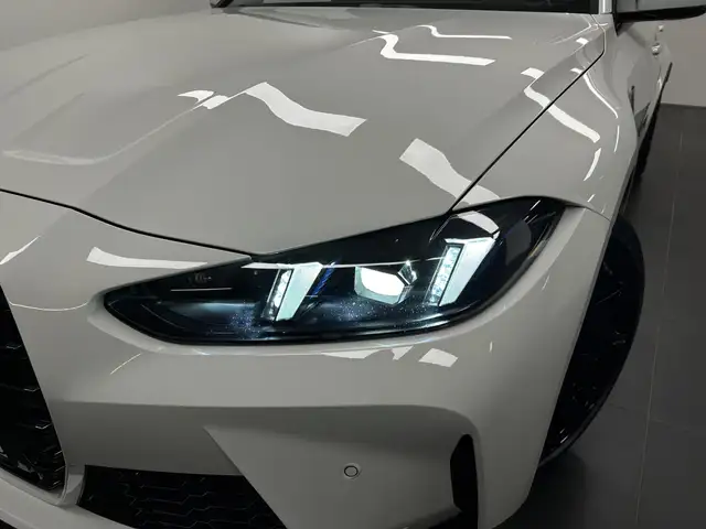 BMW M3 view 8